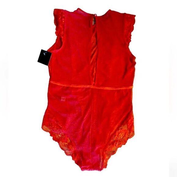 Just Sexy Barbados Cherry One Piece Lace Bodysuit Intimates Large NWT - Picture 7 of 14